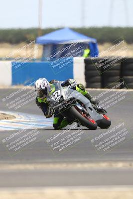 media/Jul-19-2025-TrackDaz (Sat) [[ff1509a44a]]/A Group/12pm (Turn 1)/